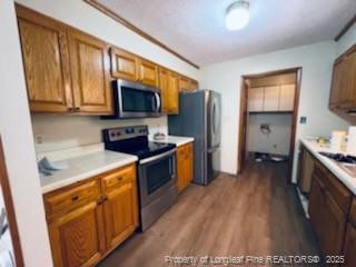 7098 Calamar Dr, Fayetteville, NC 28314