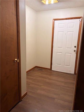 7098 Calamar Dr, Fayetteville, NC 28314