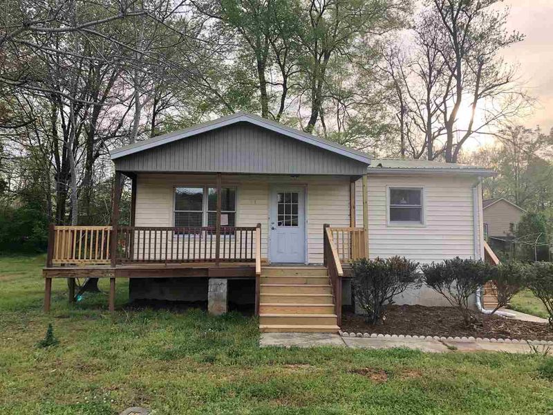 71 Anthony St, Pittsboro, NC 27312