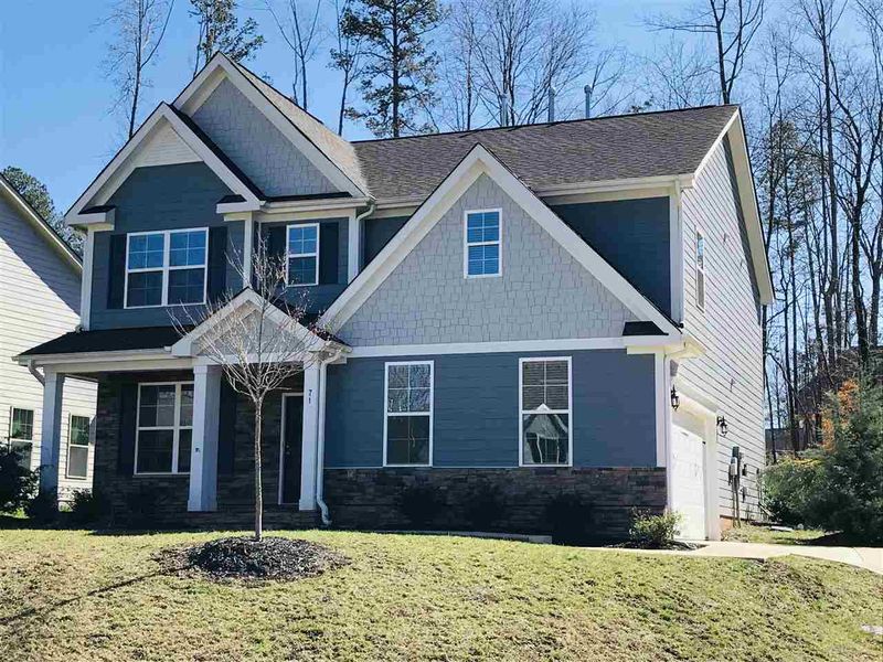 71 W Calvert Ct, Clayton, NC 27527
