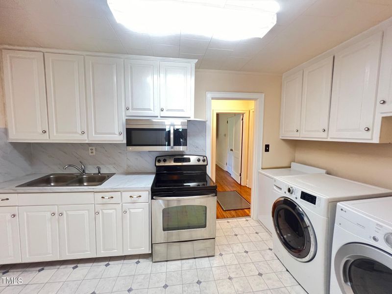 71 W Cornwallis St, Pittsboro, NC 27312
