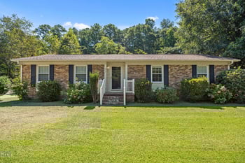 71 Dogwood Ln, Lillington, NC 27546