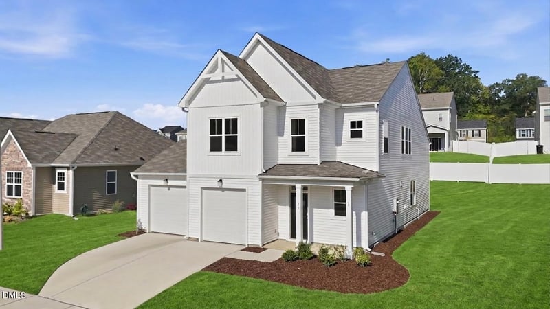 71 Furley St, Sanford, NC 27330