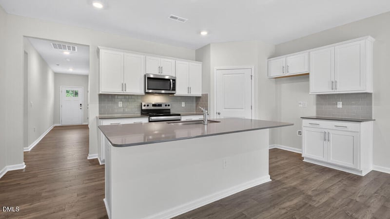 71 Hawksmoore Ln, Lillington, NC 27546