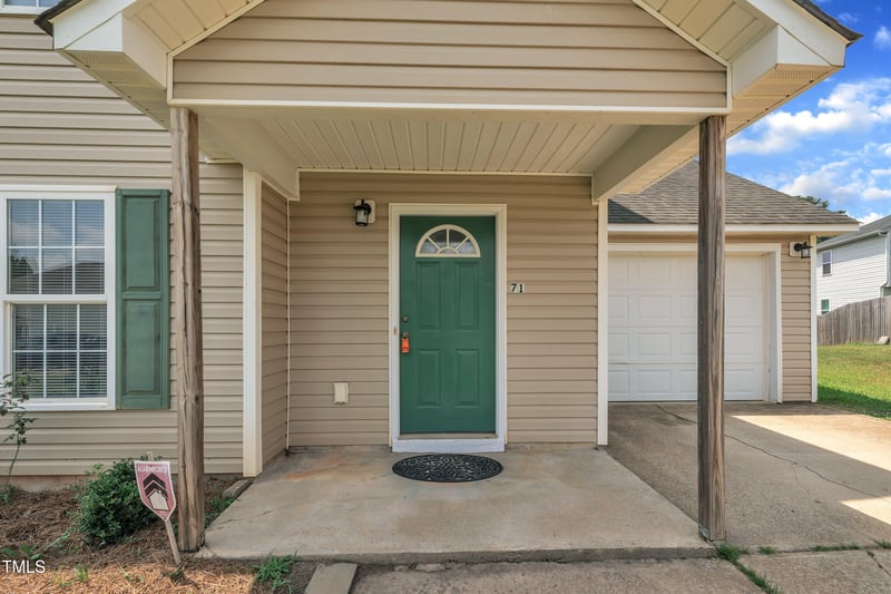 71 Herndon Ct, Clayton, NC 27520