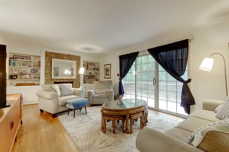 71 Howard Ln, Lillington, NC 27546