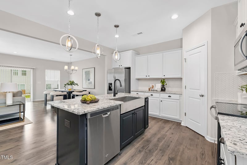 71 Little Leaf Ln #99, Clayton, NC 27527