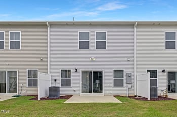 71 Little Leaf Ln #99, Clayton, NC 27527