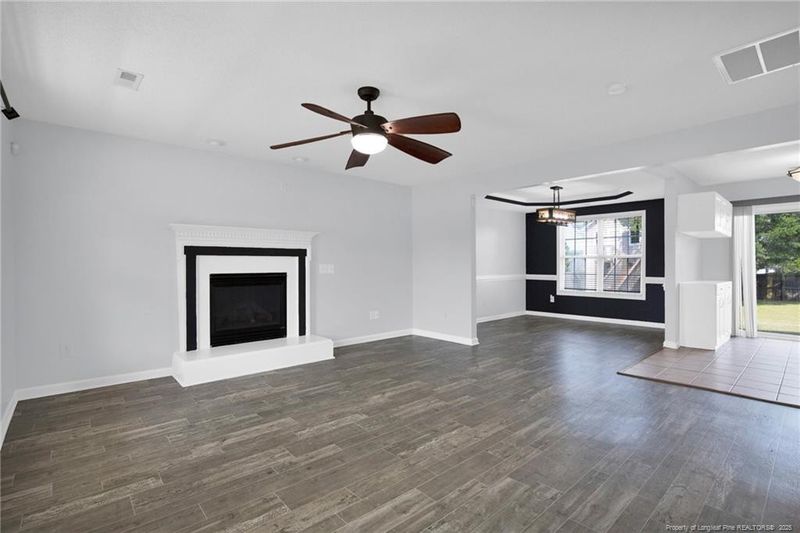71 E Parkton Ct, Sanford, NC 27332
