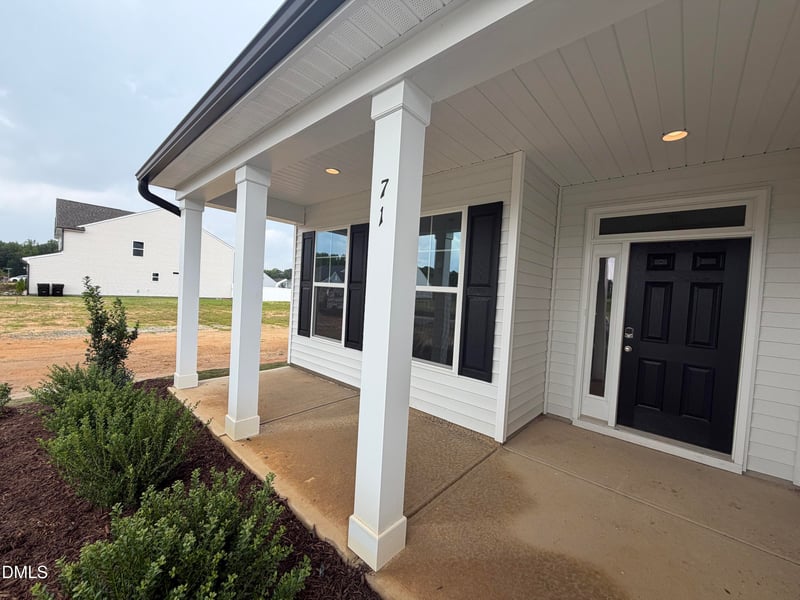 71 Quilting Dr #196, Benson, NC 27504