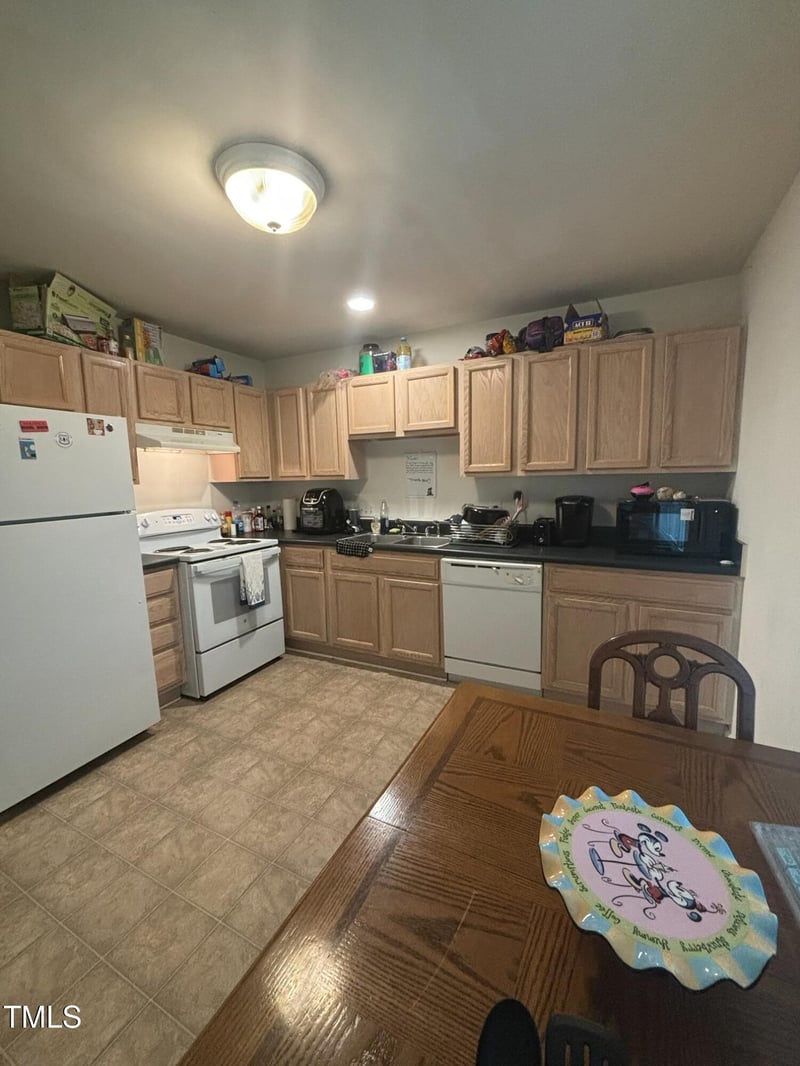 71 Red Ln, Raleigh, NC 27606