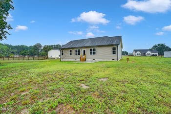 71 Roll Tide Ct, Angier, NC 27501