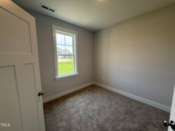 71 Royal Ave, Selma, NC 27576