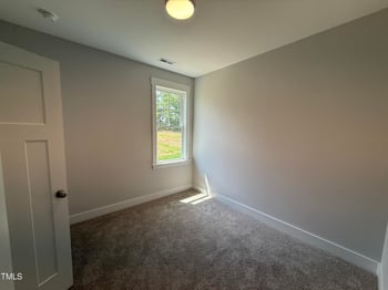 71 Royal Ave, Selma, NC 27576