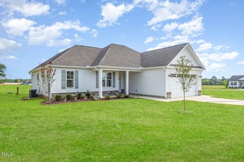 71 Royal Ave, Selma, NC 27576