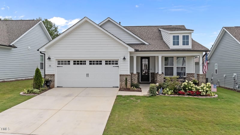 71 Secretariat Dr, Clayton, NC 27520