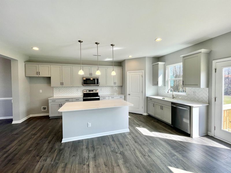 71 Shining Pearl Ct, Smithfield, NC 27577