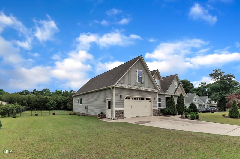 71 Smithsanders Ct, Smithfield, NC 27577