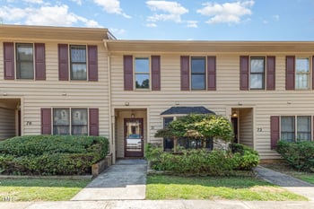 71 Stone Hill Ct, Durham, NC 27704