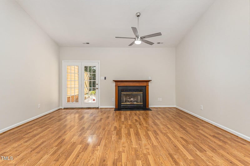 71 Stone Hill Ct, Durham, NC 27704