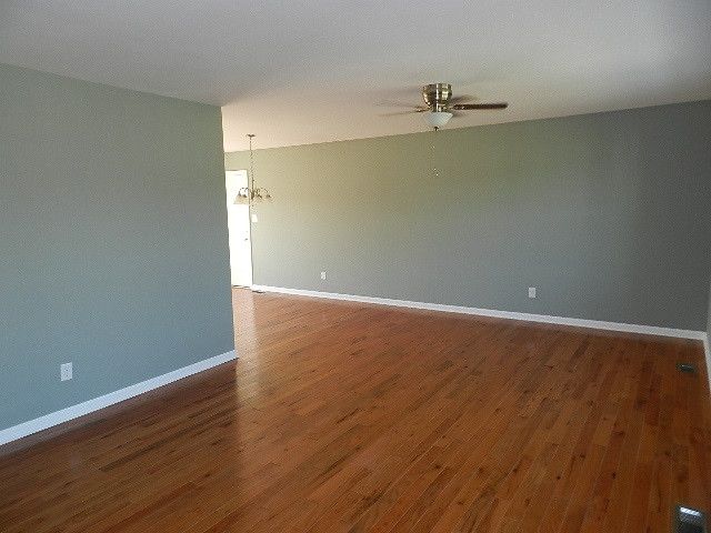 71 Sugarhill Dr, Zebulon, NC 27597
