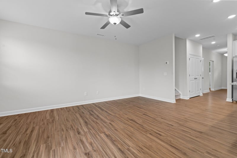 71 Village Edge Dr, Lillington, NC 27546
