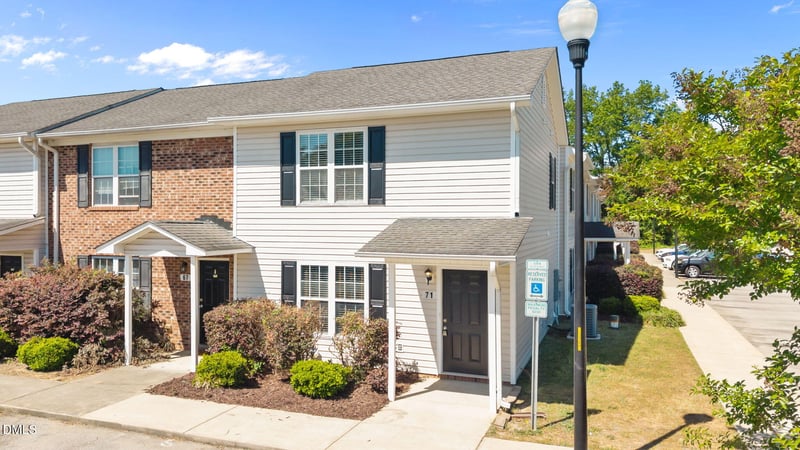 71 Wolf Creek Ln, Lillington, NC 27546