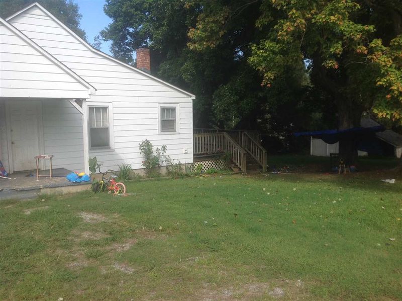 71 Wrenon Ave, Roxboro, NC 27543