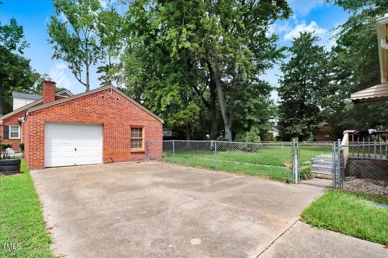 710 2nd St, Smithfield, NC 27577