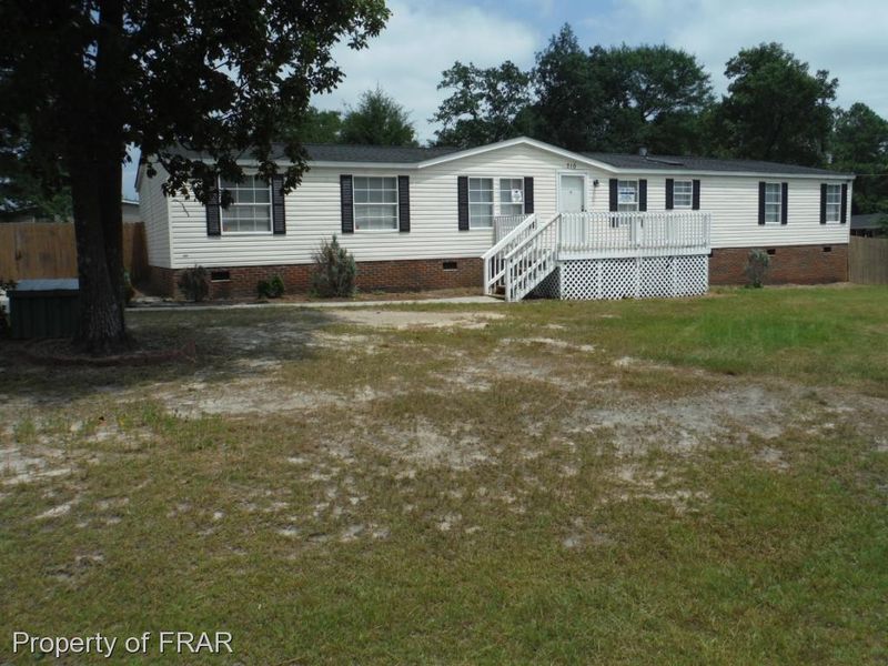 710 Abundant Dr, Hope Mills, NC 28348