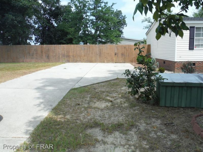 710 Abundant Dr, Hope Mills, NC 28348