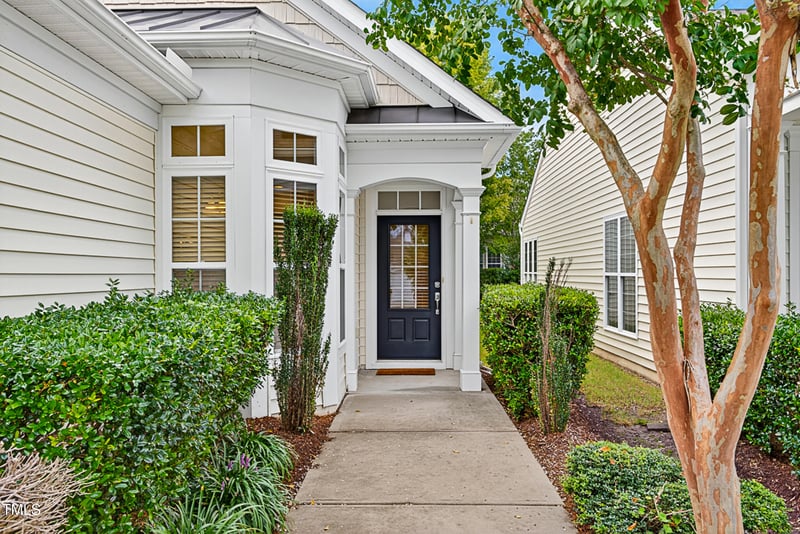 710 Burnaby Ct, Cary, NC 27519