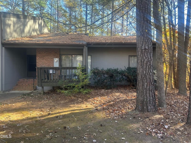 710 Constitution #206, Durham, NC 27705