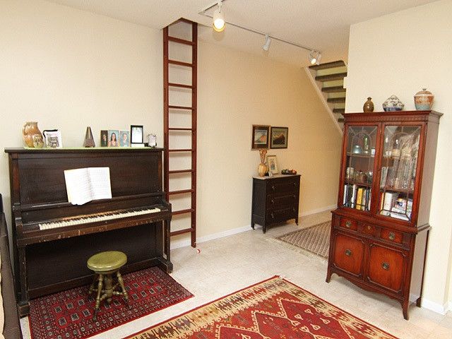 710 Constitution Dr #C, Durham, NC 27705