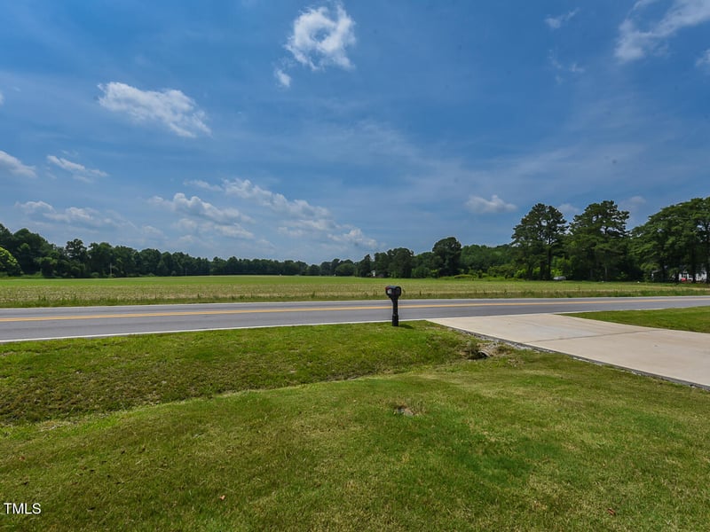 710 Country Rd, Middlesex, NC 27557