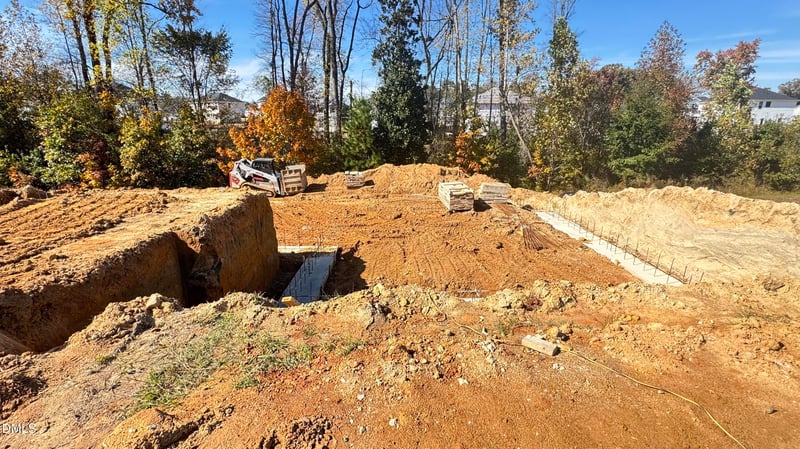 710 Dunlawton Ct, Sanford, NC 27330