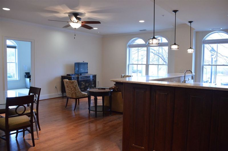 710 Independence Pl #101, Raleigh, NC 27603