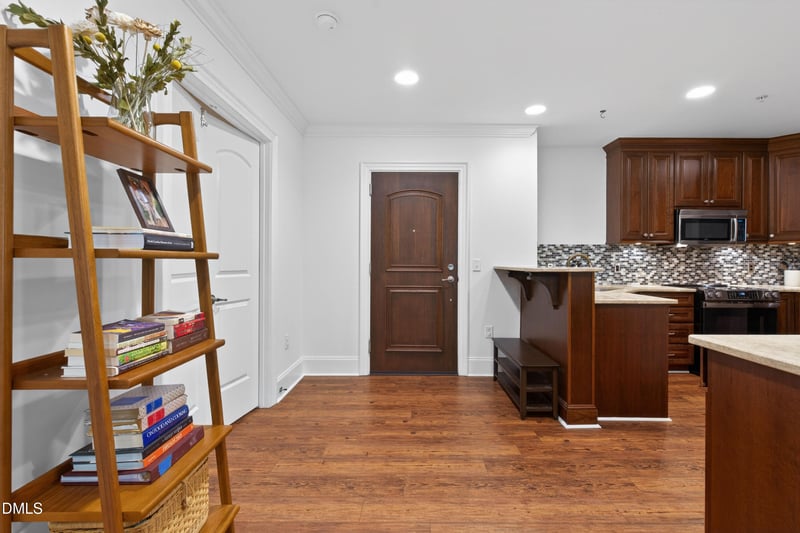 710 Independence Pl #104, Raleigh, NC 27603
