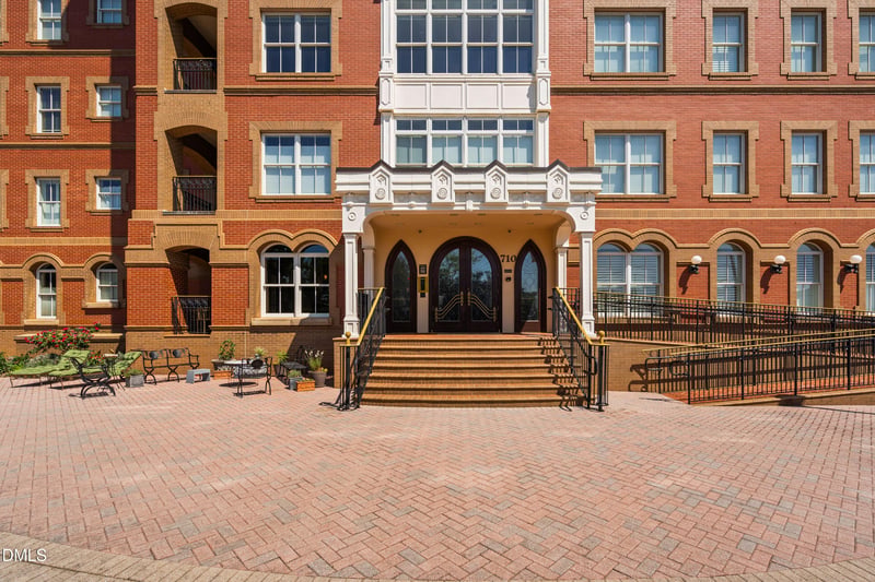 710 Independence Pl #104, Raleigh, NC 27603
