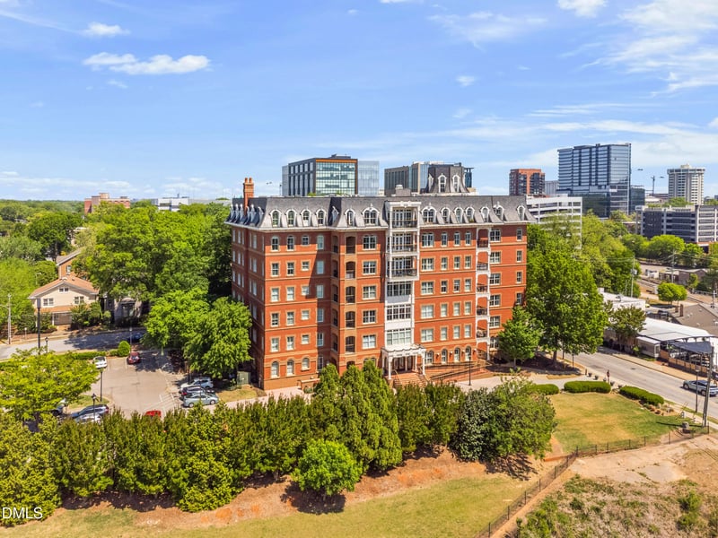 710 Independence Pl #104, Raleigh, NC 27603