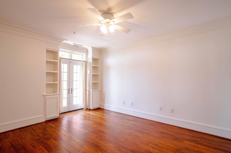 710 Independence Pl #407, Raleigh, NC 27603