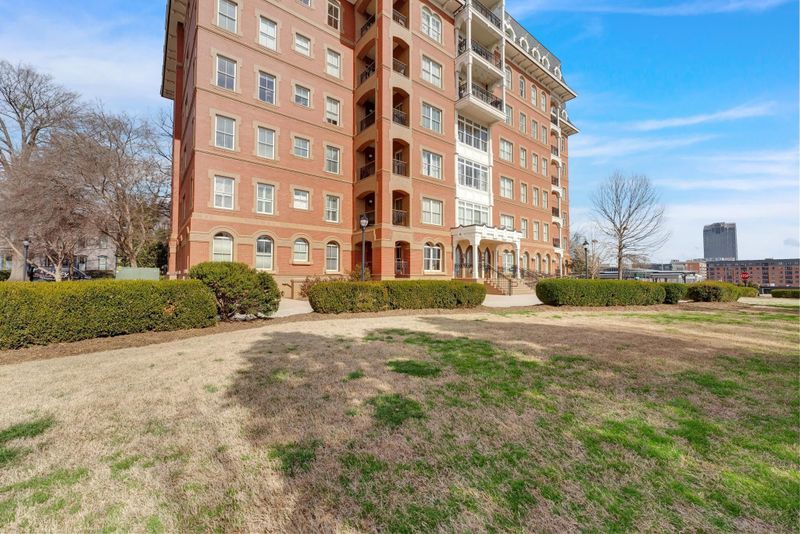 710 Independence Pl #503, Raleigh, NC 27603