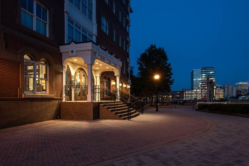 710 Independence Pl #706, Raleigh, NC 27603