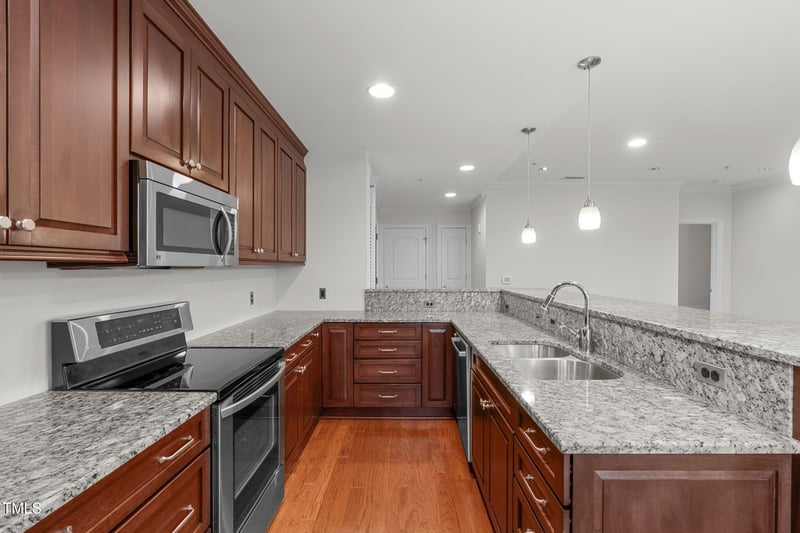 710 Independence Pl, Raleigh, NC 27603