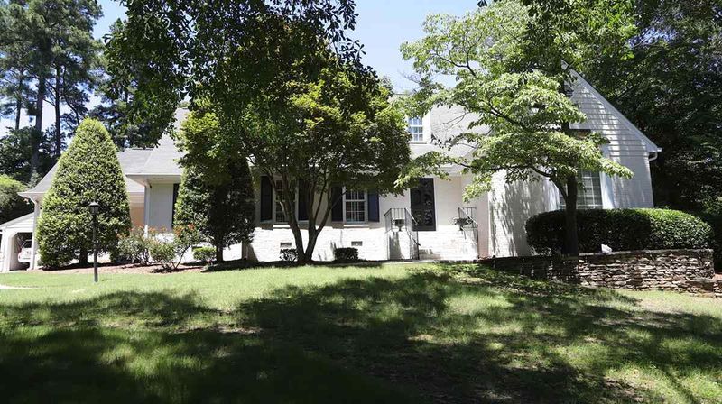 710 Lakestone Dr, Raleigh, NC 27609