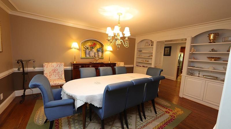 710 Lakestone Dr, Raleigh, NC 27609