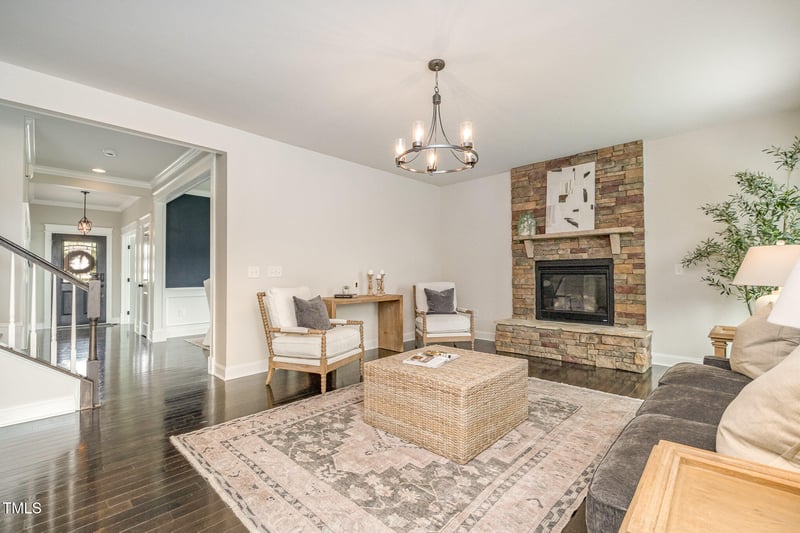 710 Legacy Falls Dr, Chapel Hill, NC 27517