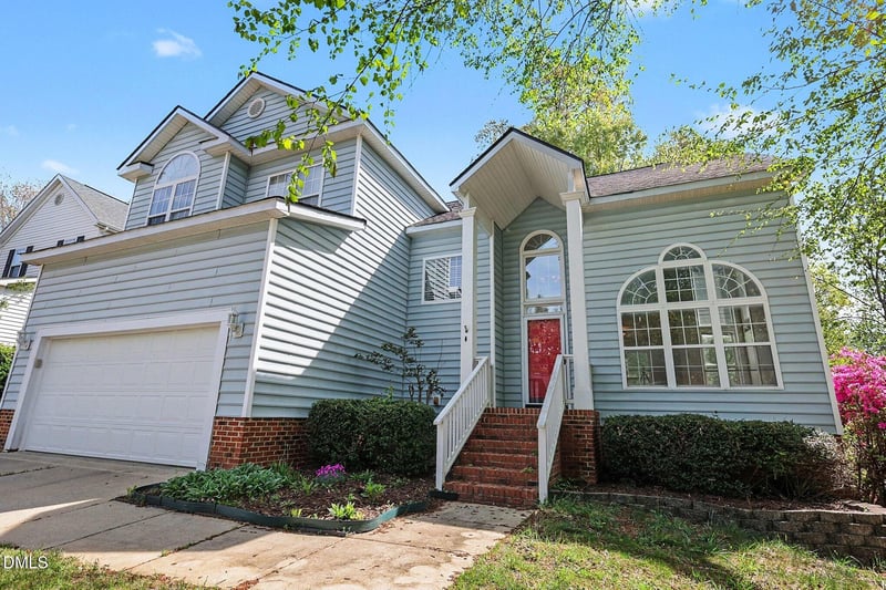 710 Midsummer Ln, Apex, NC 27502
