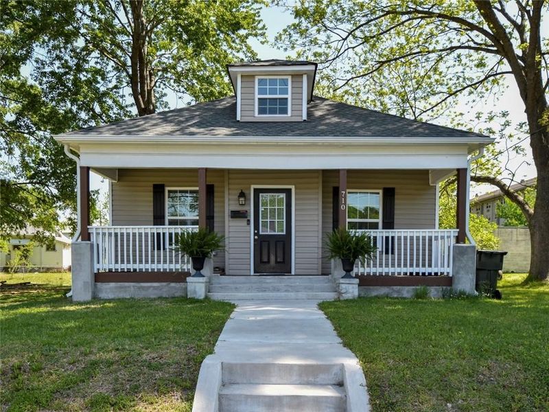 710 E Morehead St, Burlington, NC 27215