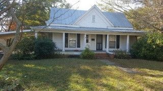 710 E Pearsall St, Dunn, NC 28334
